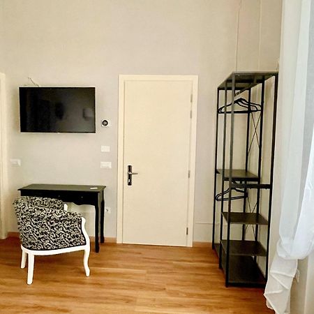 Domus 44 Rooms Верона Екстер'єр фото