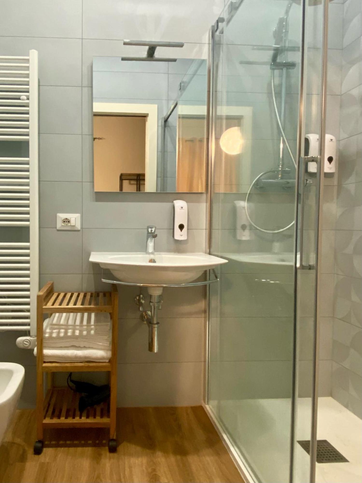 Domus 44 Rooms Верона Екстер'єр фото