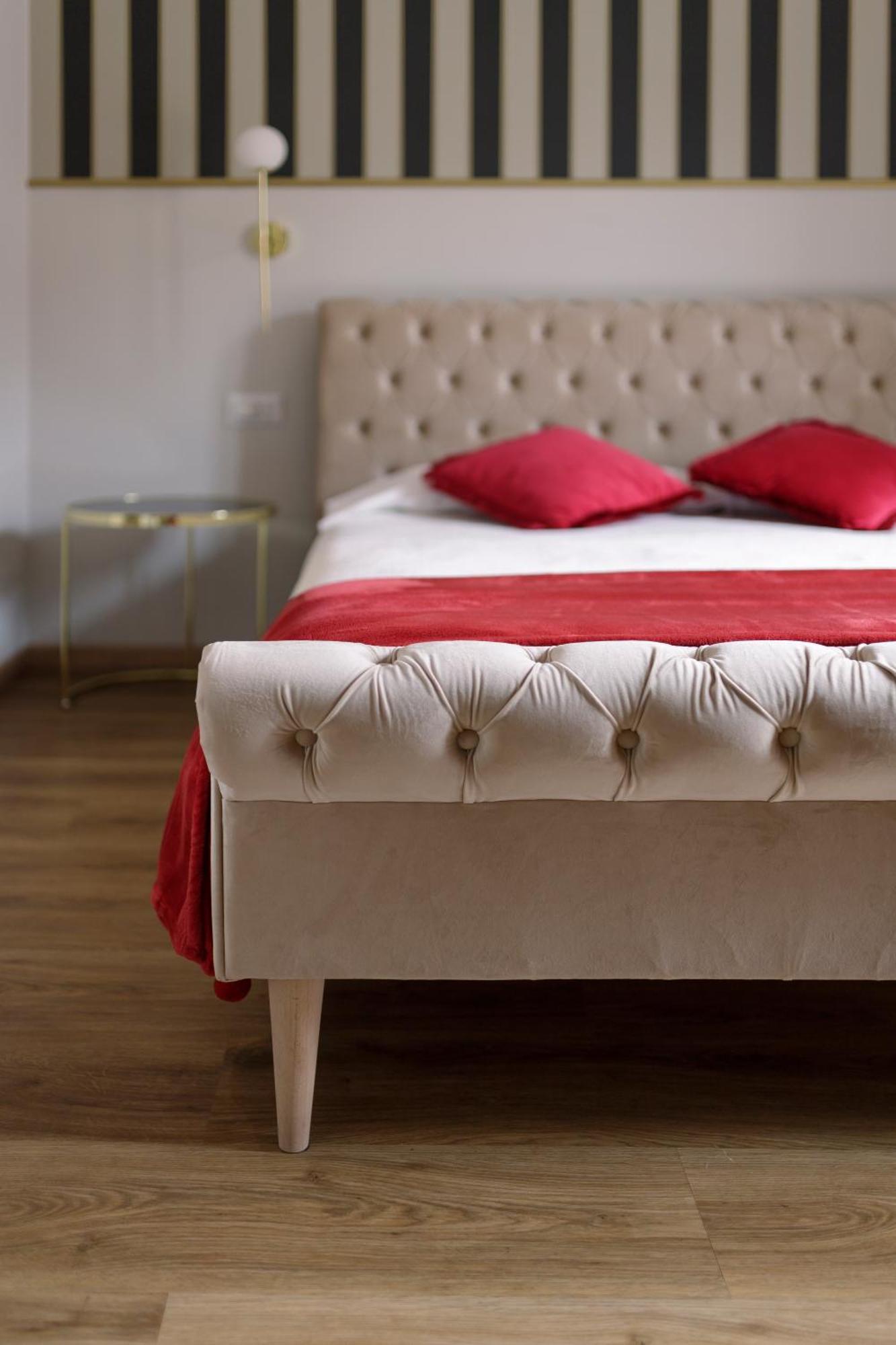 Domus 44 Rooms Верона Екстер'єр фото