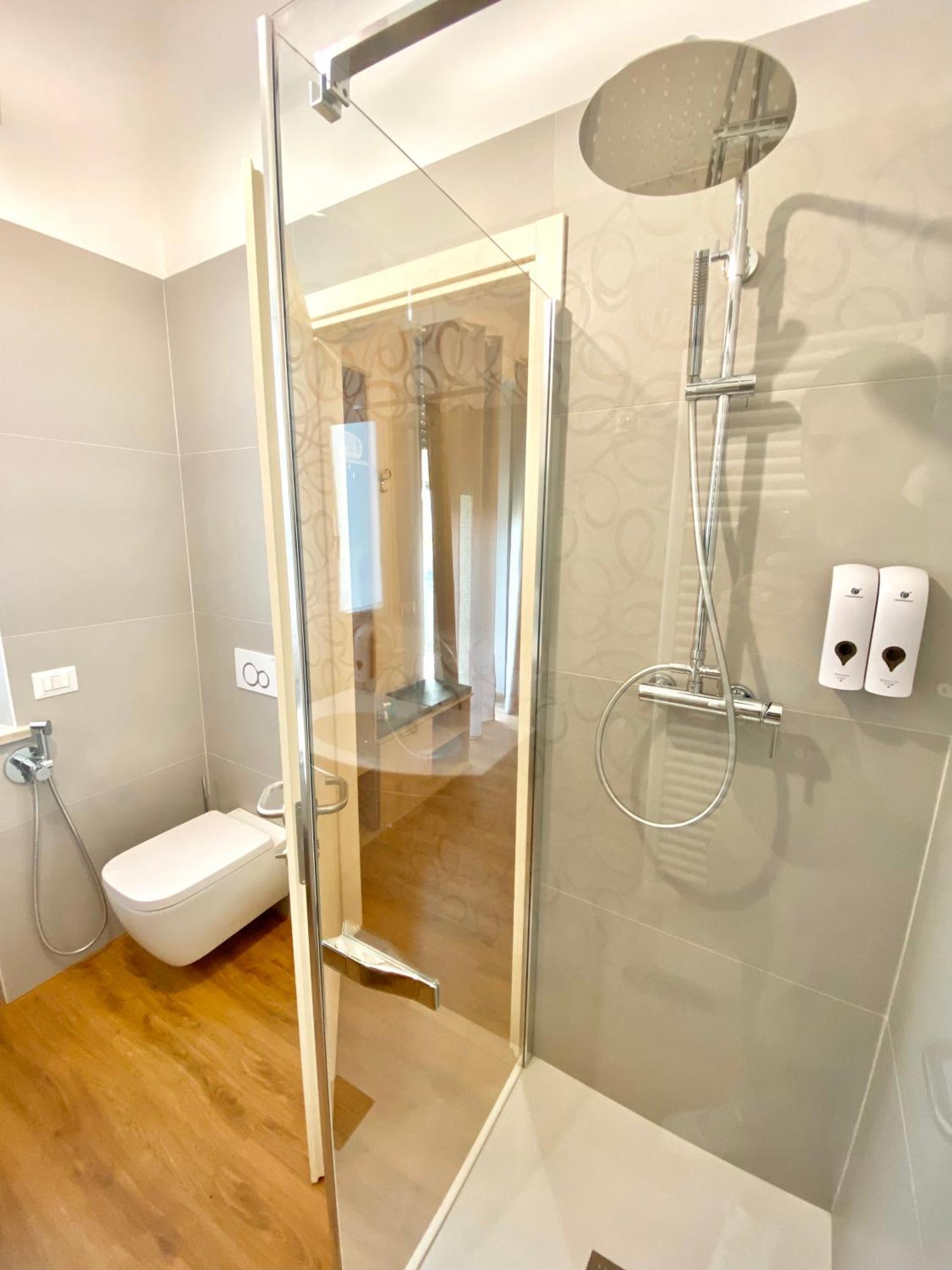 Domus 44 Rooms Верона Екстер'єр фото