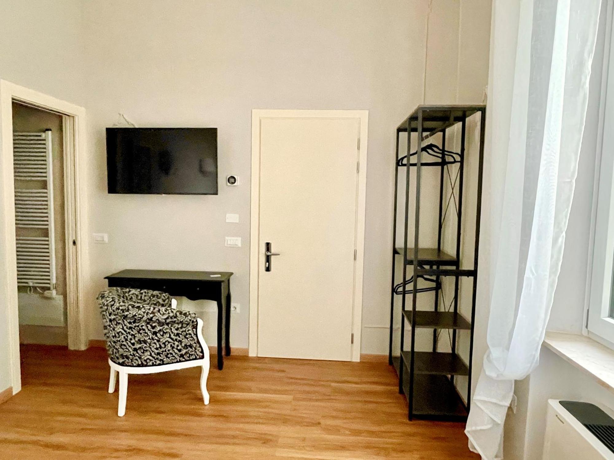 Domus 44 Rooms Верона Екстер'єр фото