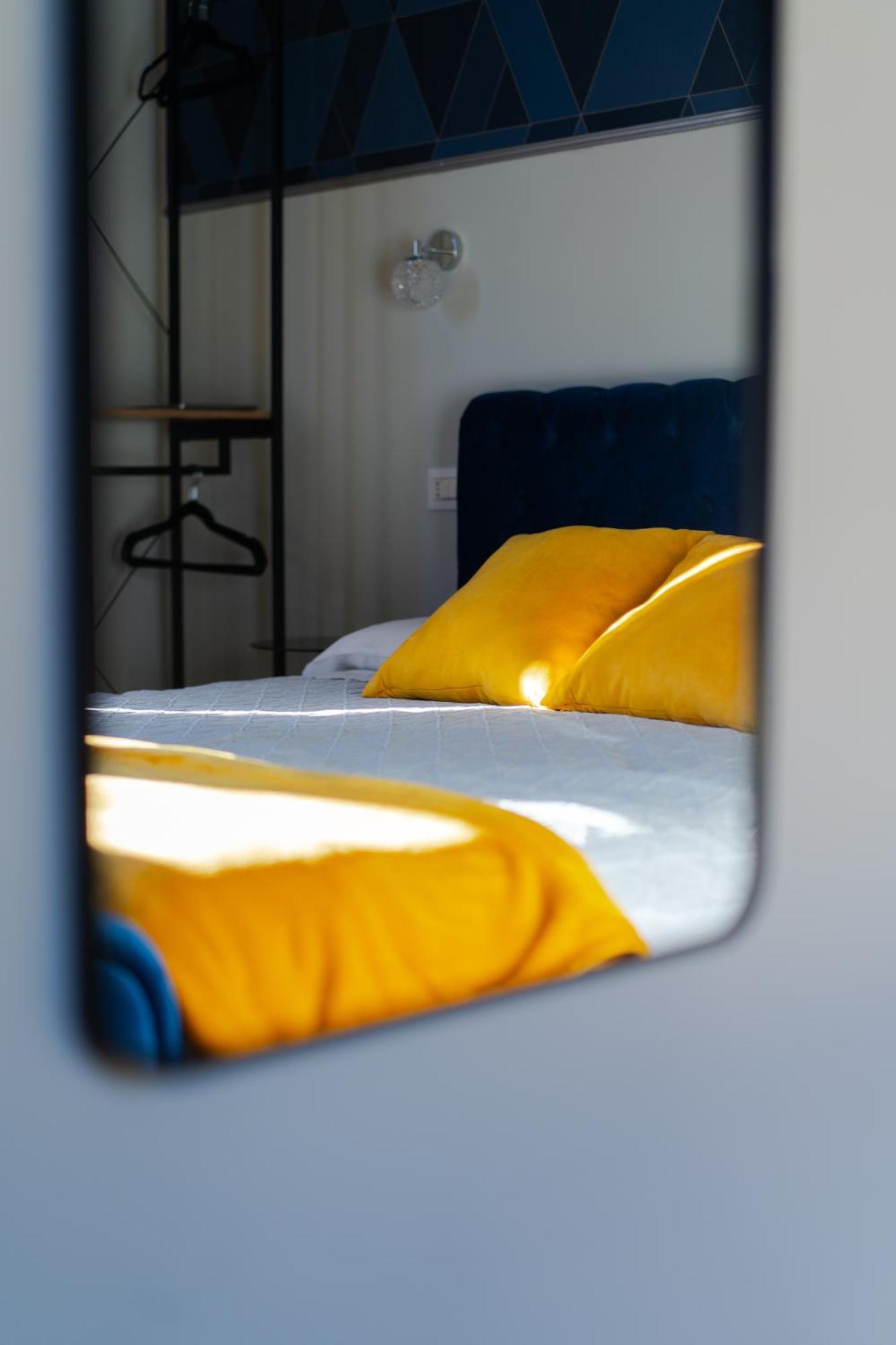 Domus 44 Rooms Верона Екстер'єр фото